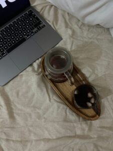 How to Plan a Restful Day Off at Home for Maximum Relaxation